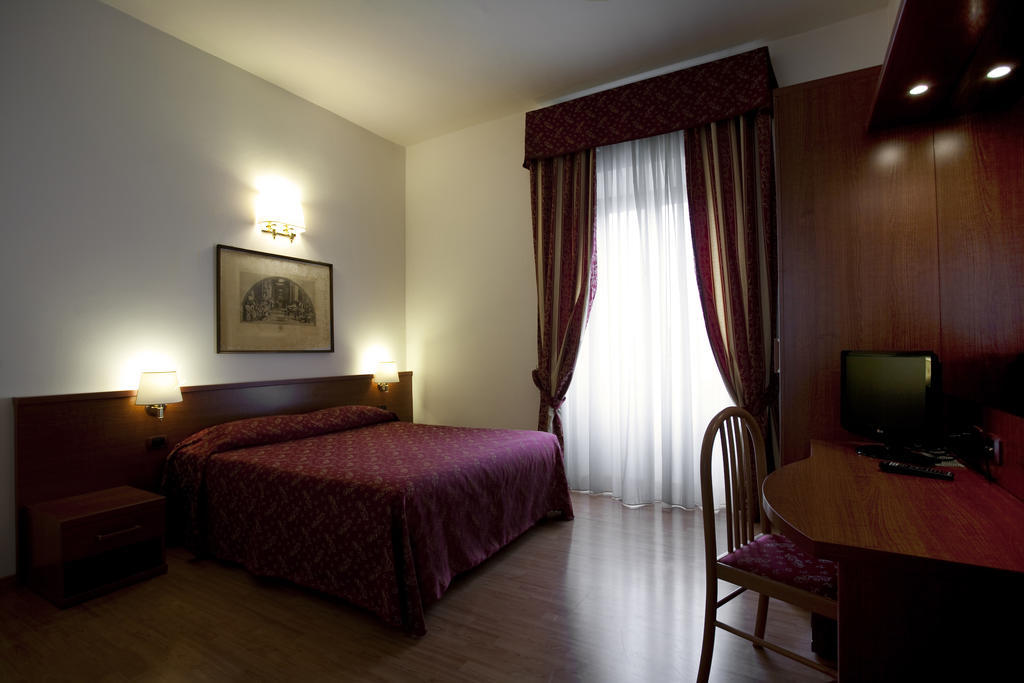Domus Appia 154 B&B Rome Extérieur photo